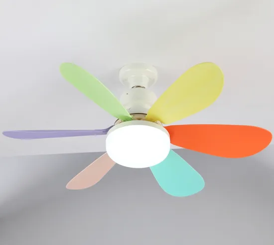 새로운 디럭스 장식 보이지 않는 블레이드 원격 제어 기능이 있는 흰색 LED 천장 팬 조명